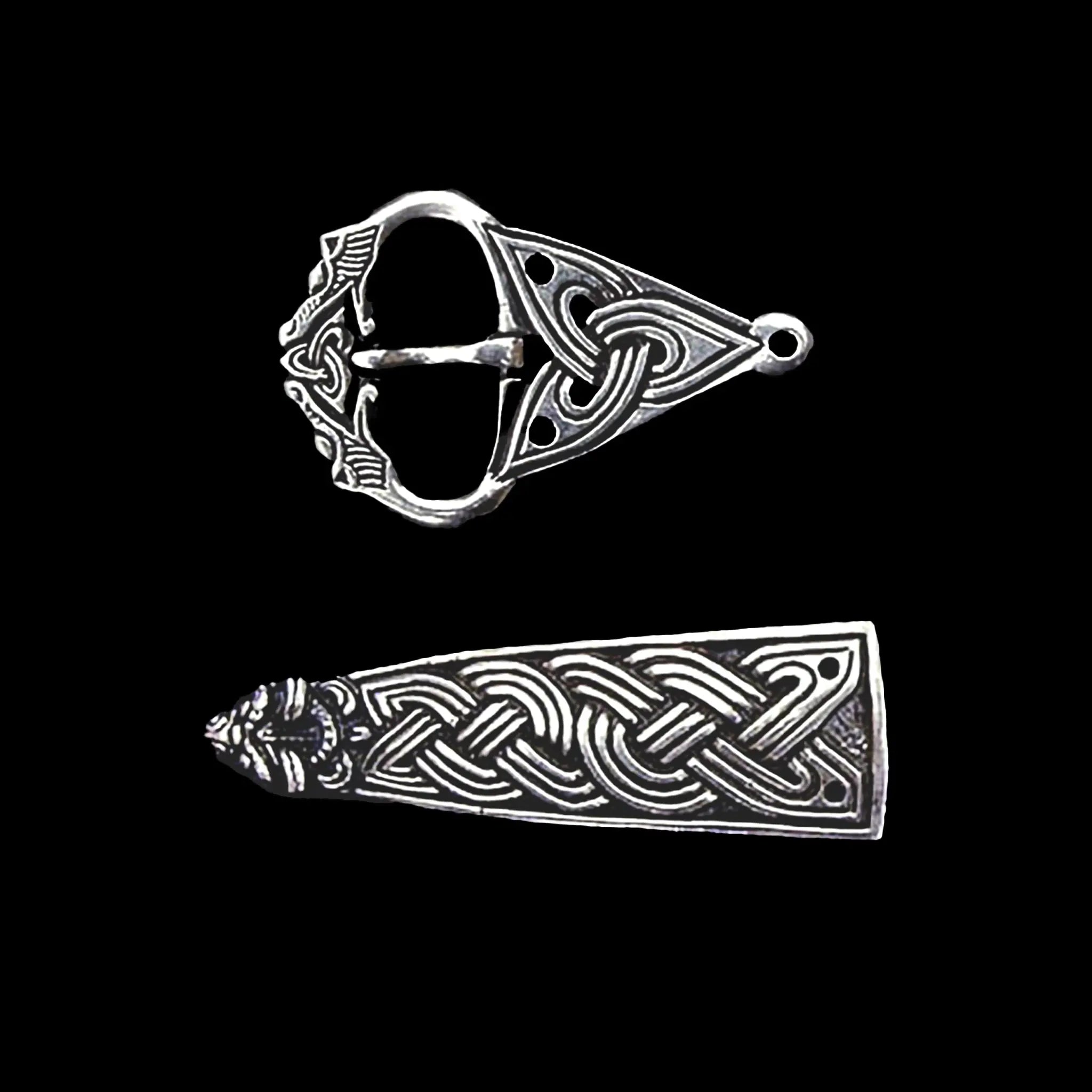 Borre Wolf Head Viking Belt Fittings in Silver