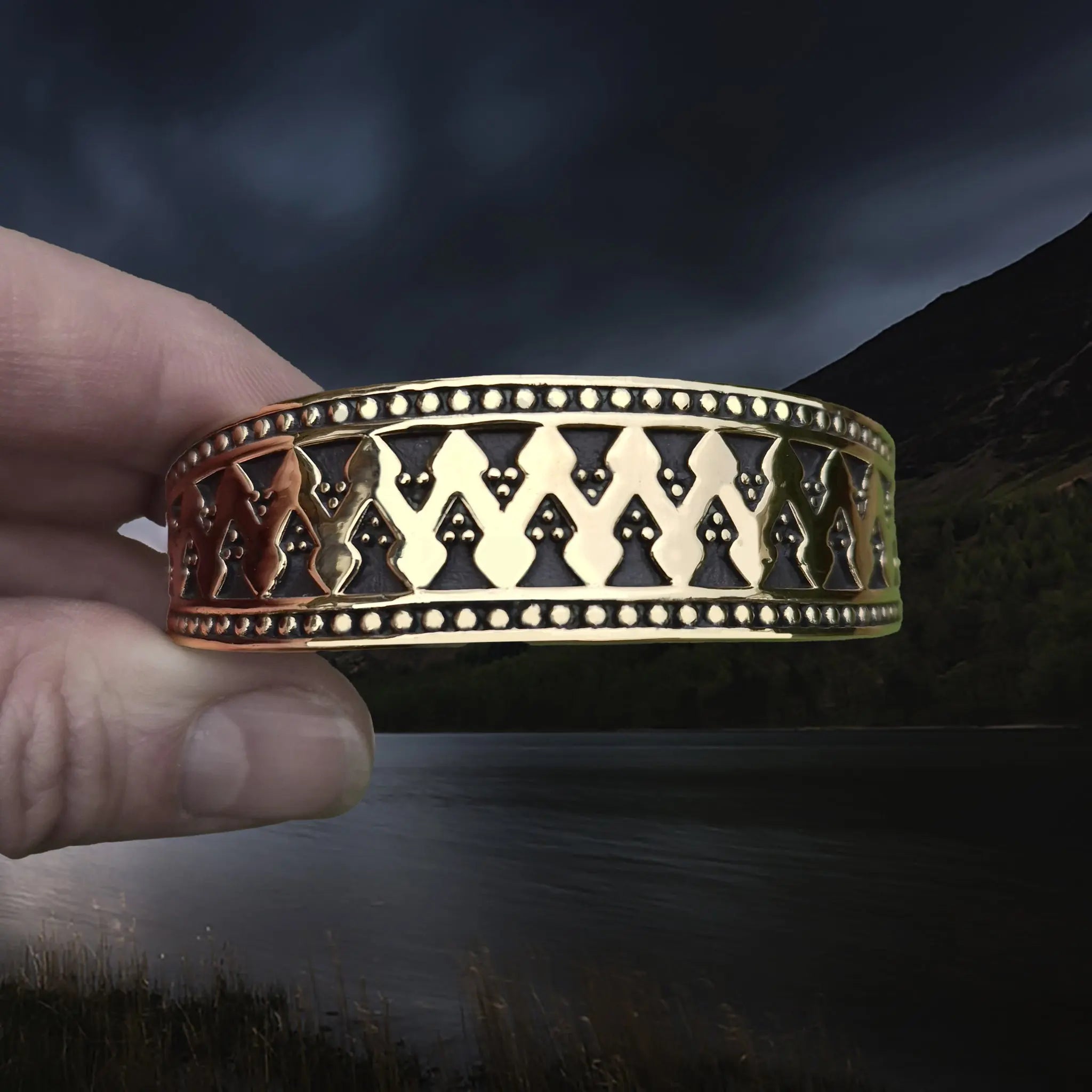 Bronze Hiberno-Norse Viking Bracelet / Arm Ring Replica with 3 Dot Design in Fingers