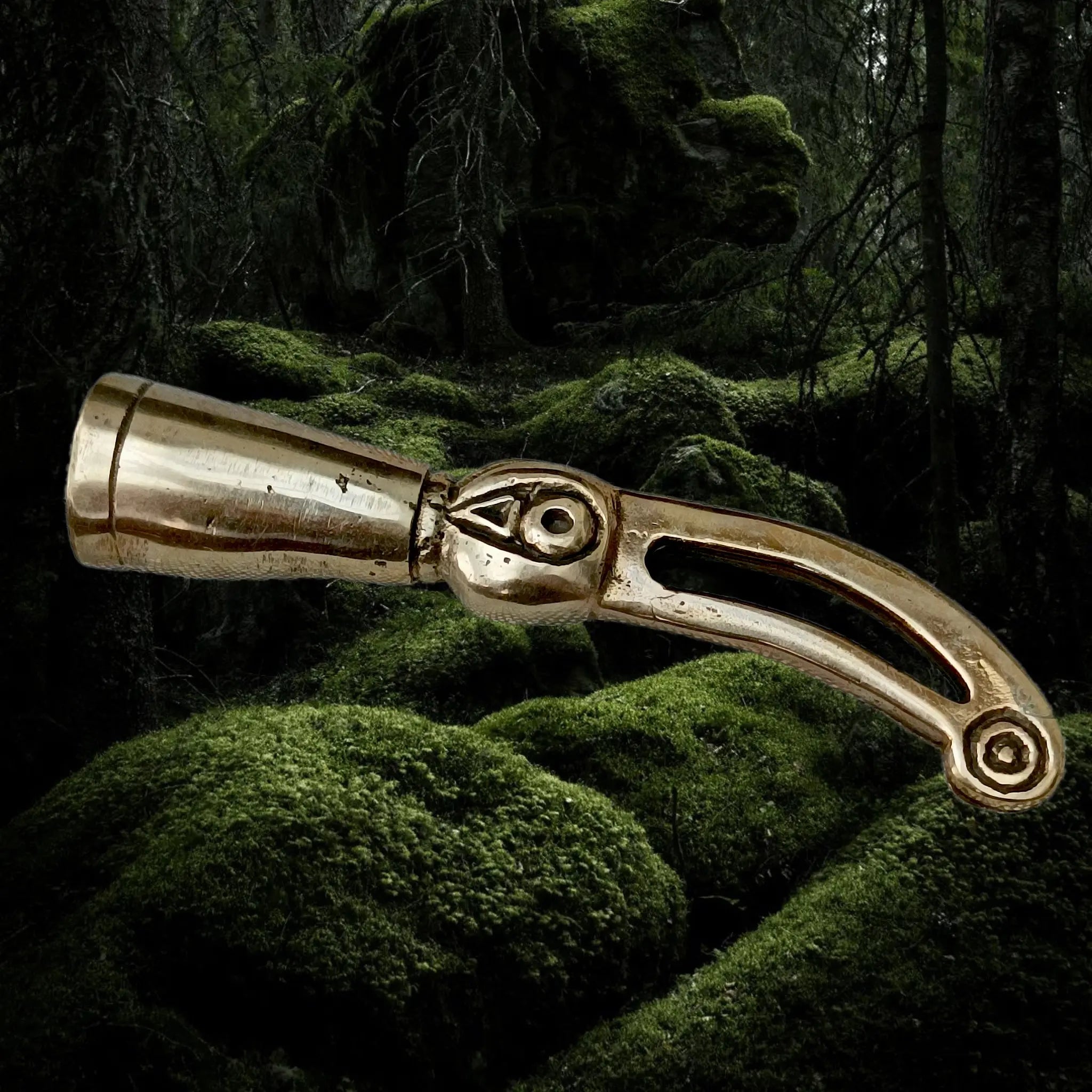 Large Bronze Raven Finial for drinkong horn