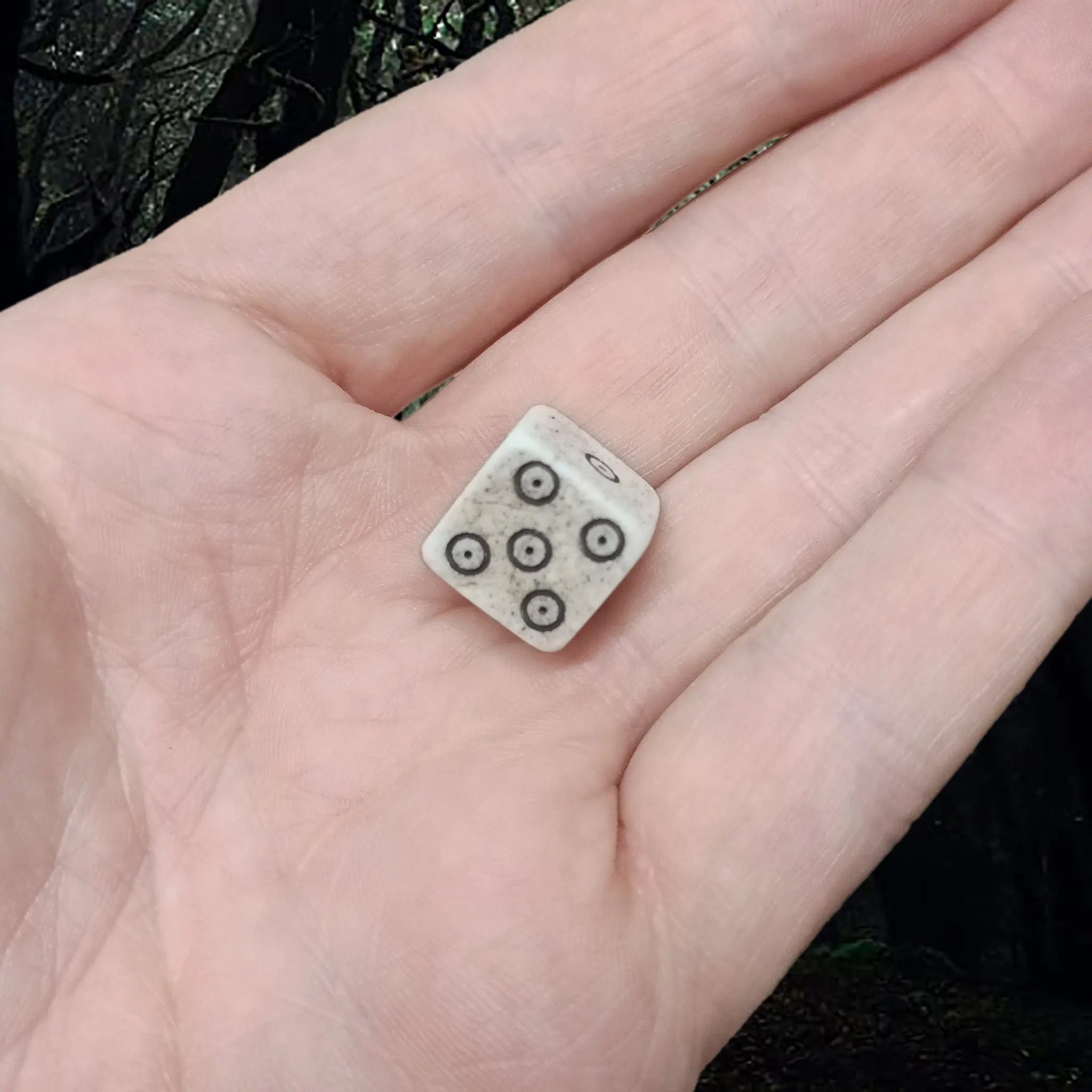 Large Size Cow Bone Die Replica with Hand-Carved Dot & Ring Spots on Hand