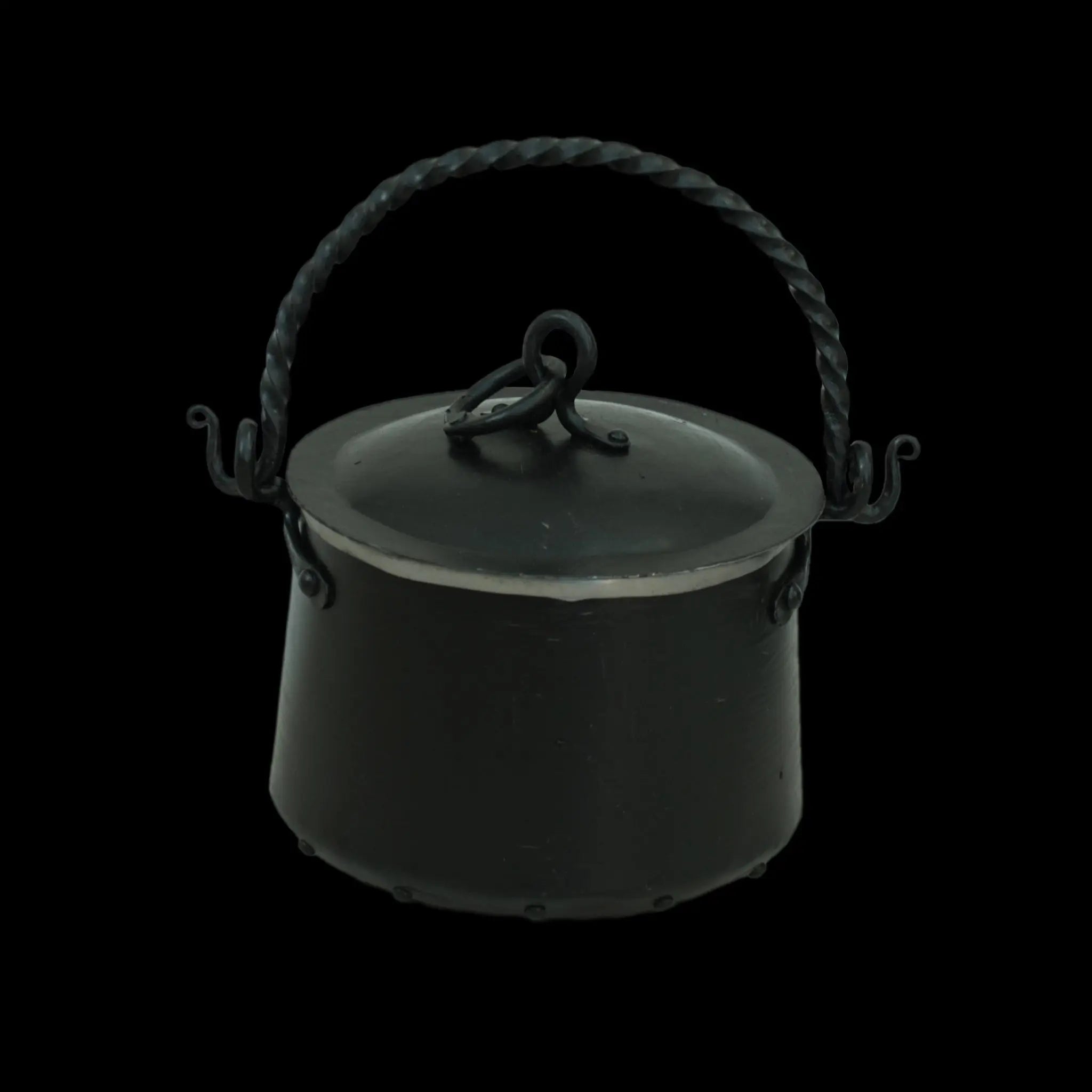 Hand-Forged Iron Cauldron - 3 Litre with Lid