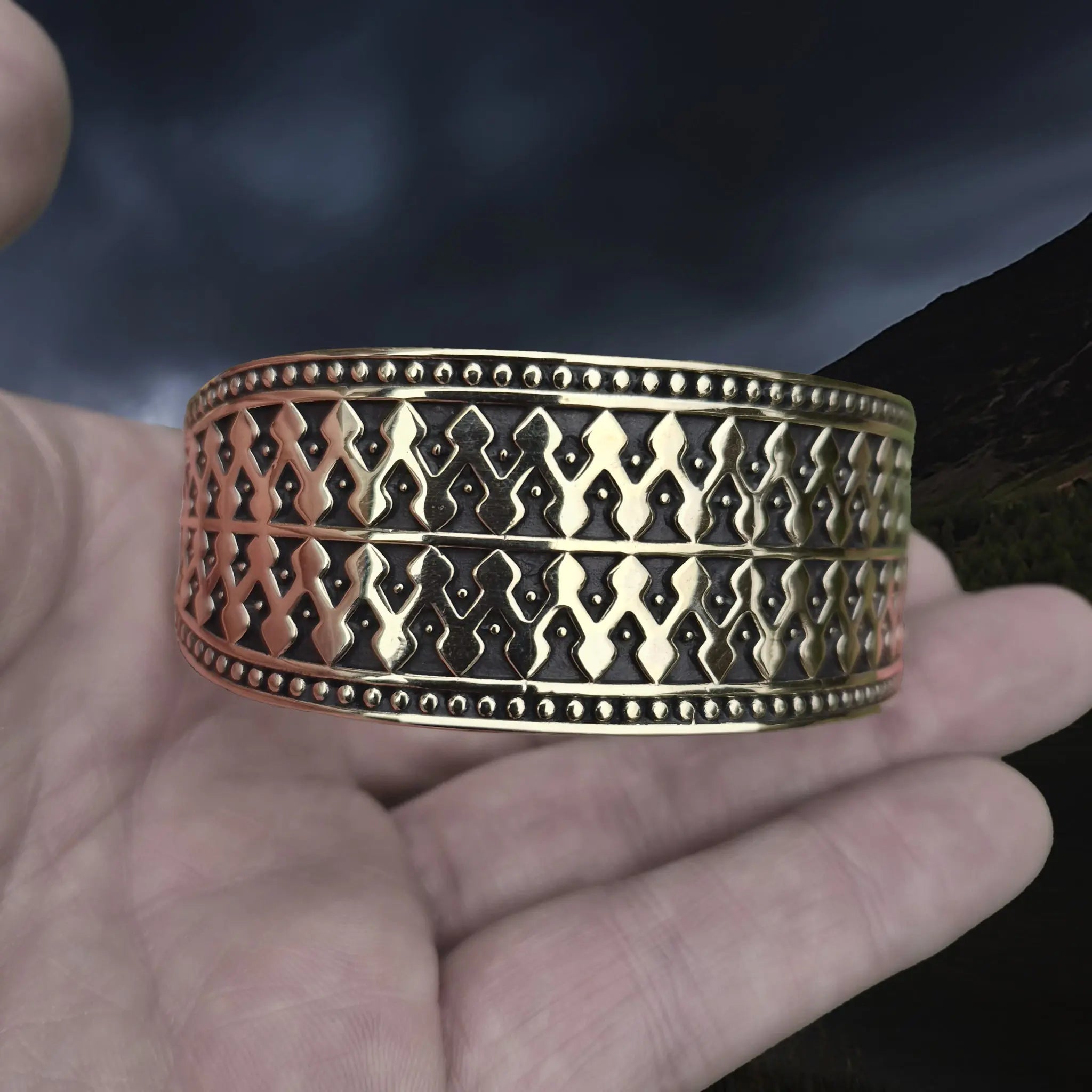 Bronze Hiberno-Norse Viking Bracelet / Arm Ring Replica with 1 Dot Design on Hand - Front View