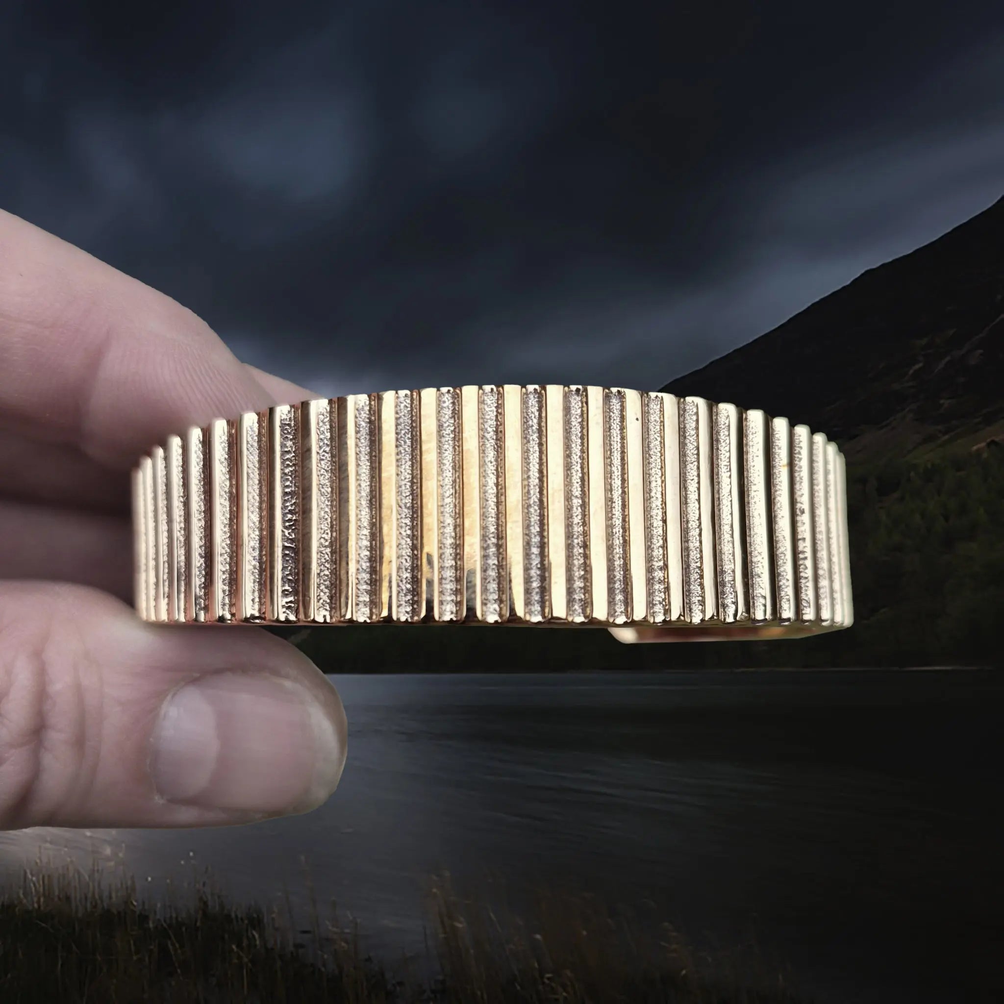 Bronze Hiberno-Norse Viking Bracelet / Arm Ring Replica with Ridge Design in Fingers