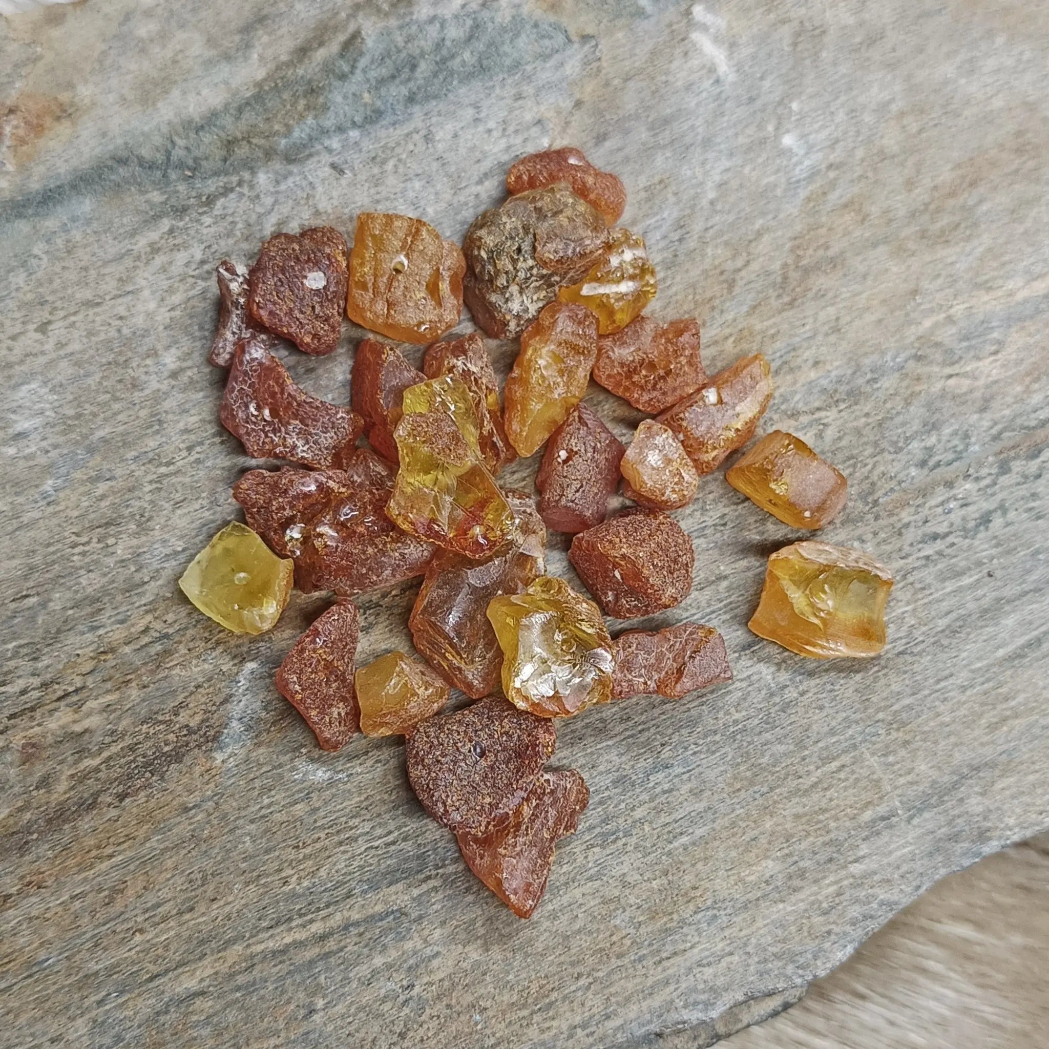 Raw Amber Chips with Drilled Holes x 10g